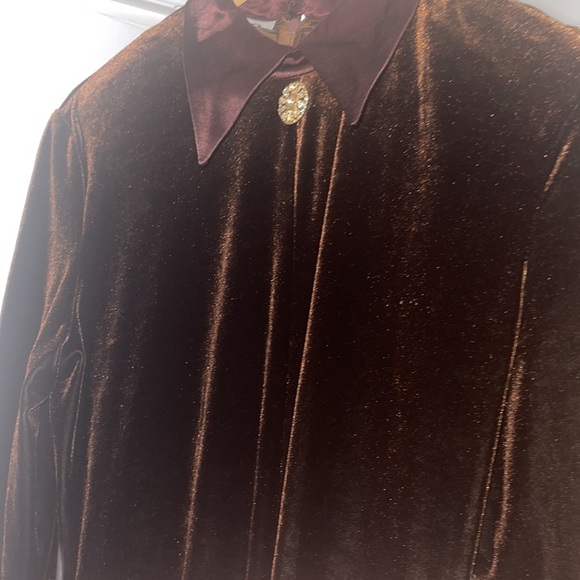 vintage Luxury Dress /bought 7 M ago in Paris. (gainedweight)can’t use it - Picture 7 of 9